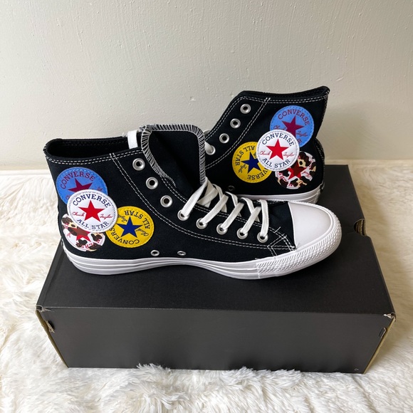 CONVERSE ALL STARS CHUCK TAYLOR SZ: 9